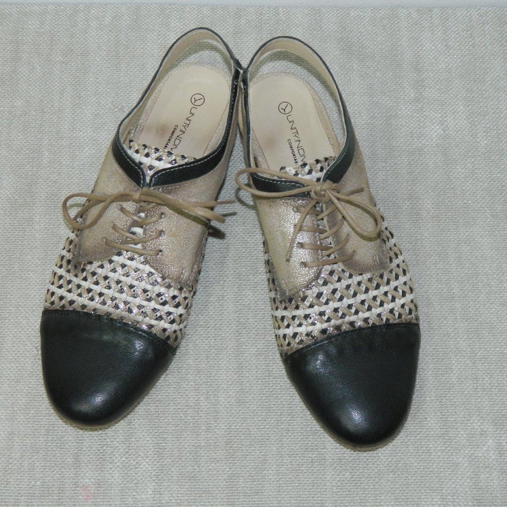 Unity In Diversity Oxford Black Gold Metallic Open Back Flats Size 39 U.S. 8.5